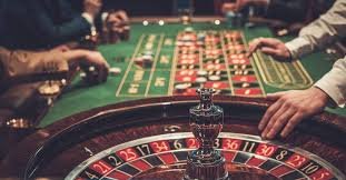 Ringkasan ketentuan akun VIP dalam panel biru